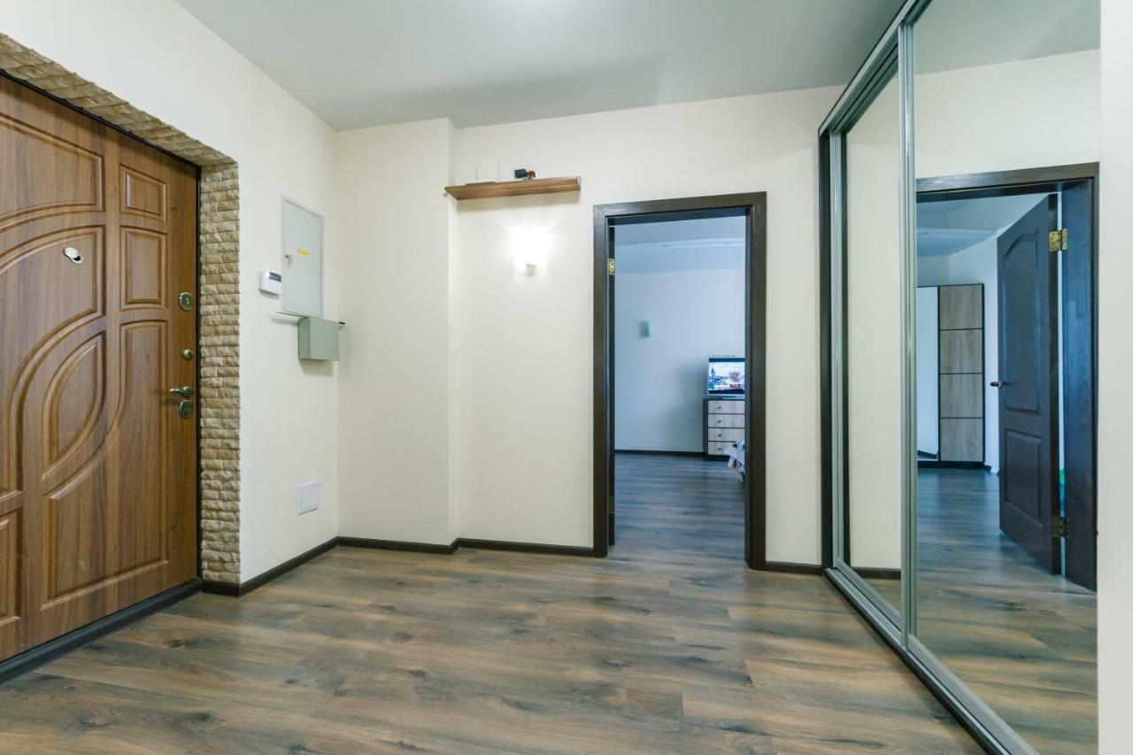 Люкс Апартаменты С 3 Комнатами Княжий Затон Kiev Exterior foto